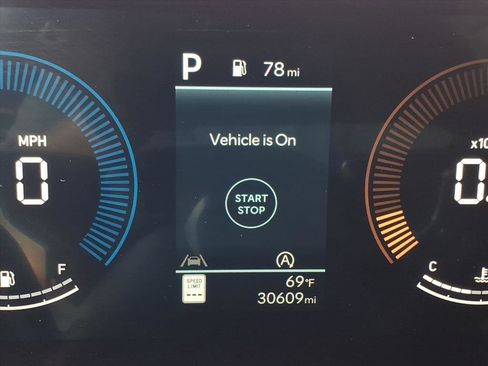 Certified 2025 Hyundai Santa Fe XRT image 22