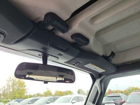 Used 2020 Jeep Wrangler Sport image 7