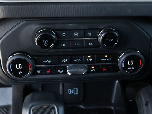 Used 2024 Ford Bronco Raptor w/ Interior Carbon Fiber Pack 6 AWD/4WD image 35