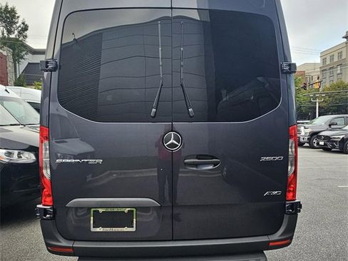 New 2025 Mercedes-Benz Sprinter 2500 image 32
