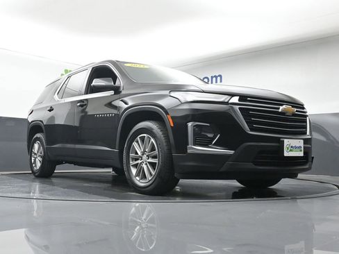 Used 2023 Chevrolet Traverse LT image 26