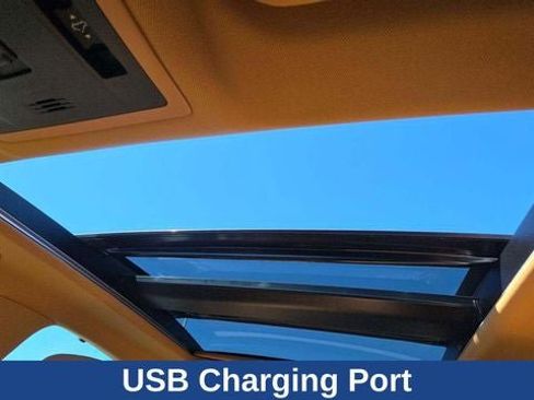 Used 2022 Lexus ES 350 Ultra Luxury w/ Accessory Package image 11