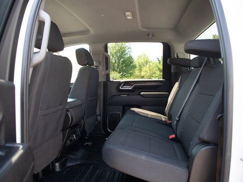 Used 2024 GMC Sierra 3500 SLE AWD/4WD image 20