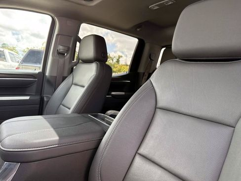 Used 2025 GMC Sierra 1500 SLT w/ SLT Premium Plus Package AWD/4WD image 23