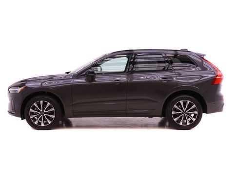 Certified 2024 Volvo XC60 B5 Plus image 3