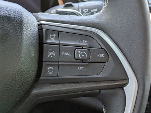 Used 2024 Jeep Grand Cherokee Limited w/ Trailer Tow Package image 34