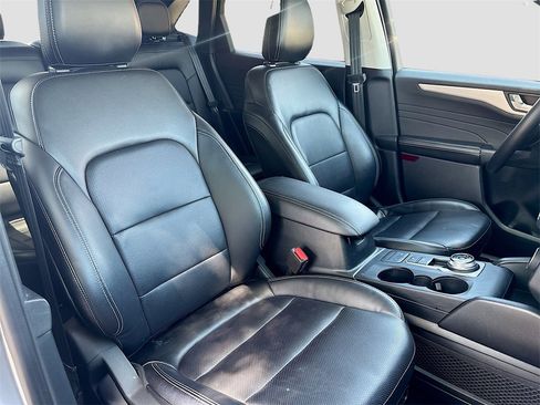 Used 2022 Ford Escape SEL image 26