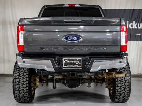 Used 2019 Ford F250 Lariat w/ Lariat Ultimate Package AWD/4WD image 9