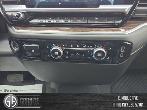Used 2022 GMC Sierra 1500 Elevation AWD/4WD image 19