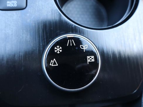 Used 2023 Nissan Rogue S AWD/4WD image 13