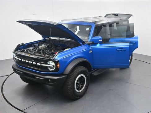 Used 2024 Ford Bronco Outer Banks w/ Sasquatch Package AWD/4WD image 43
