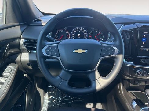 Used 2023 Chevrolet Traverse High Country image 14