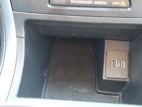 Used 2022 Ford Edge SE w/ Black Appearance Package image 36