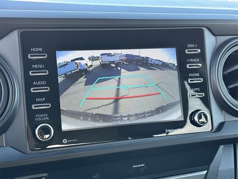 Used 2022 Toyota Tacoma SR image 14