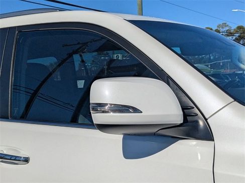 Used 2021 Lexus GX 460 Premium image 13