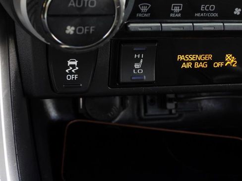 Used 2019 Toyota RAV4 XLE image 48