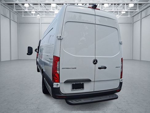 New 2025 Mercedes-Benz Sprinter 2500 image 4