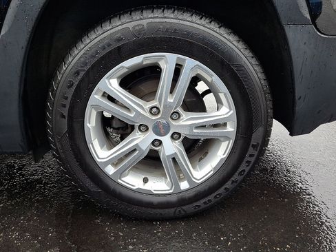 Used 2019 GMC Terrain SLE image 8