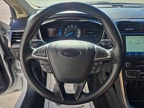 Used 2020 Ford Fusion SE image 20