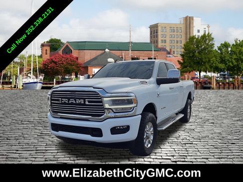 Used 2023 RAM 2500 Laramie AWD/4WD image 1