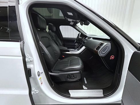 Used 2019 Land Rover Range Rover Sport HSE AWD/4WD image 15