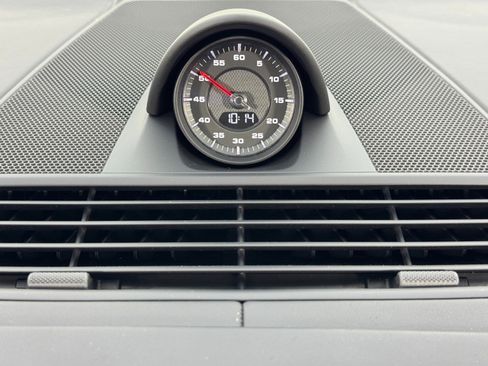 Used 2019 Porsche Panamera GTS image 25