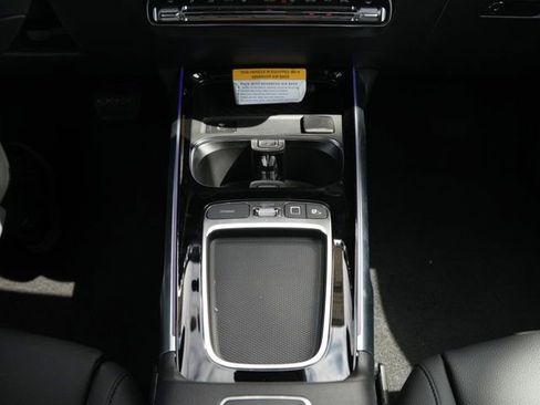 Certified 2026 Mercedes-Benz GLB 250 4MATIC image 27