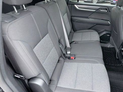 Certified 2025 GMC Acadia Elevation FWD image 21