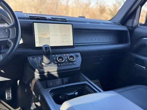 Certified 2023 Land Rover Defender 110 X image 28