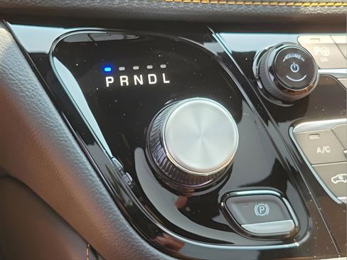 New 2023 Chrysler Pacifica Pinnacle image 11