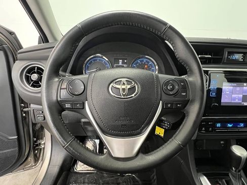 Used 2017 Toyota Corolla SE FWD image 15