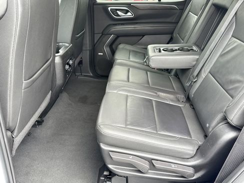 Used 2024 Chevrolet Tahoe LT RWD image 19