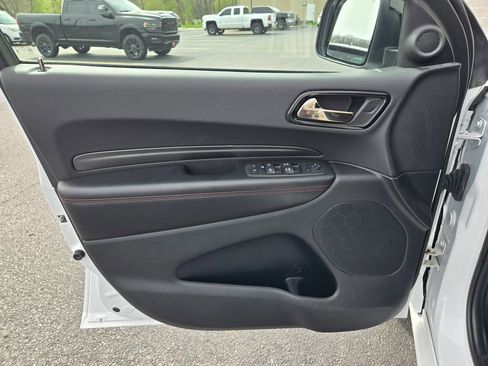 Used 2025 Dodge Durango GT AWD/4WD image 11