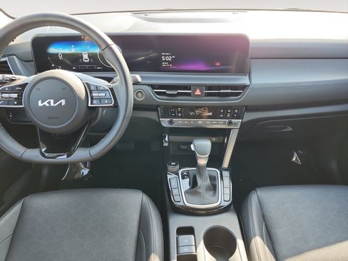 Used 2024 Kia Seltos SX w/ SX Sunroof Package AWD/4WD image 11