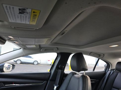 Used 2025 MAZDA MAZDA3 s FWD image 6