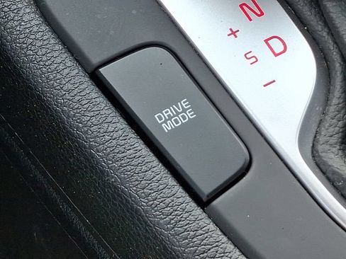 Used 2023 Kia Forte LXS w/ LXS Technology Package FWD image 23