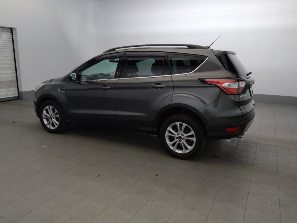 Used 2017 Ford Escape SE w/ SE Leather Comfort Package AWD/4WD image 3