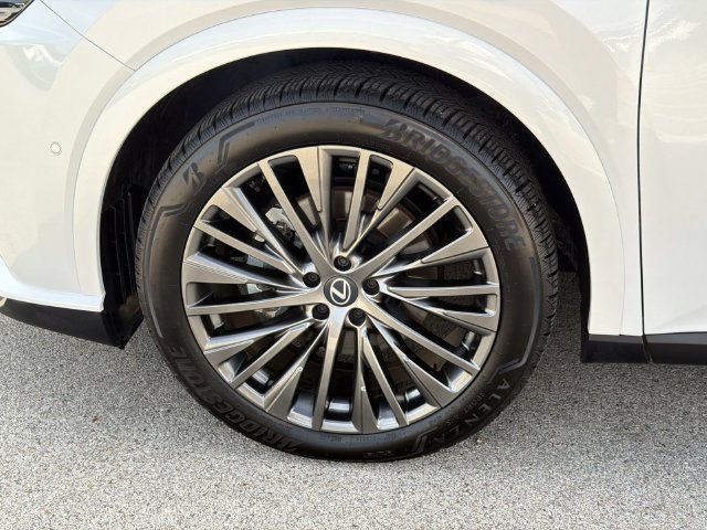 Certified 2026 Lexus RX 350 AWD w/ Convenience Package image 10