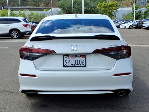Used 2025 Honda Civic Sport image 5