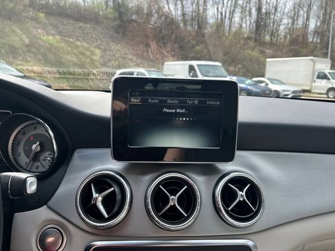 Used 2015 Mercedes-Benz CLA 250 4MATIC image 15