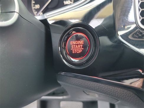 Certified 2022 Honda Civic EX-L image 29