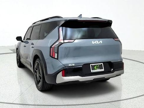 Used 2024 Kia EV9 GT-Line AWD/4WD image 7