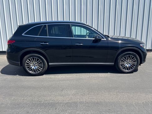 Used 2026 Mercedes-Benz GLC 300 image 7