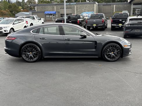 Used 2017 Porsche Panamera 4S AWD/4WD image 4