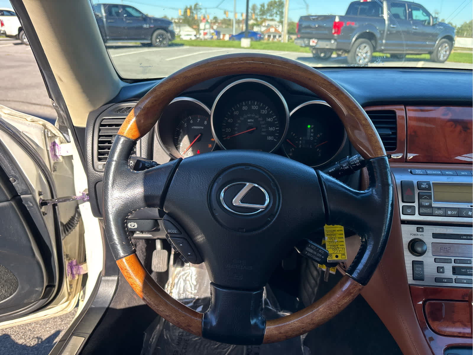 Used 2002 Lexus SC 430 Convertible RWD image 16