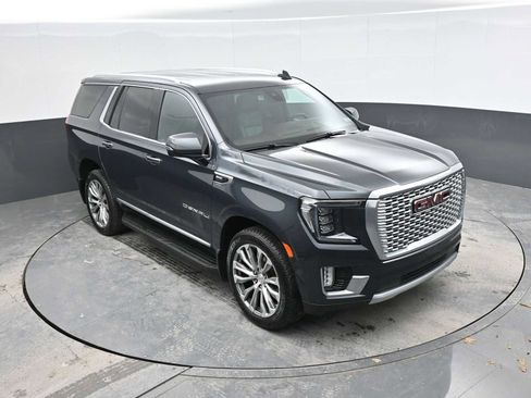 Used 2021 GMC Yukon Denali w/ Advanced Technology Package image 36