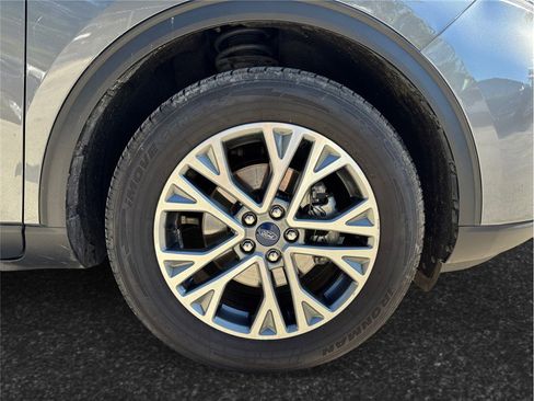 Used 2021 Ford Escape SEL image 13