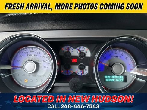 Used 2011 Ford Mustang GT Premium w/ Security Pkg RWD image 11