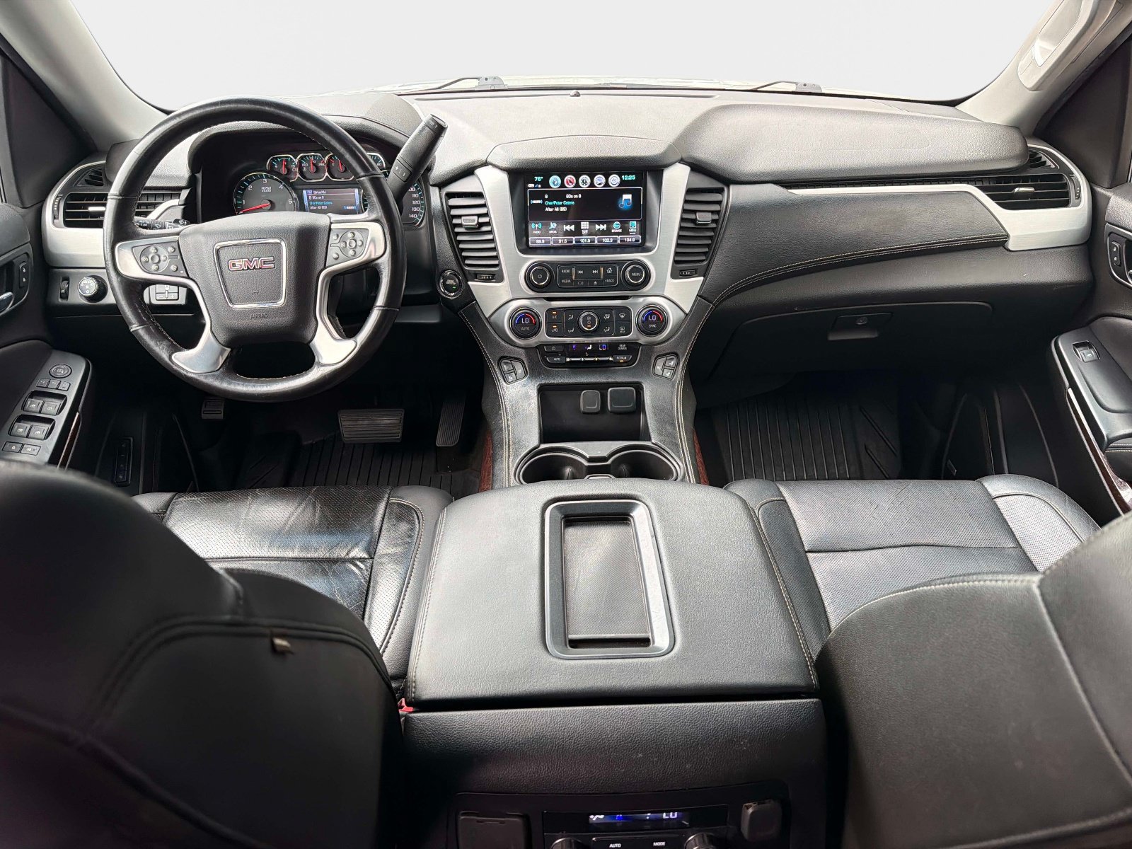 Used 2018 GMC Yukon SLT w/ Open Road Package RWD image 14