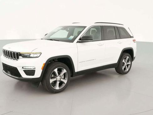 New 2025 Jeep Grand Cherokee Limited w/ Trailer Tow Package image 1